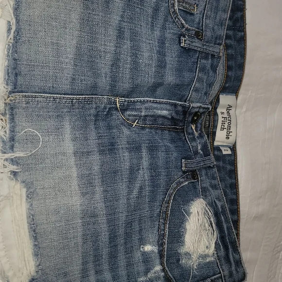 Abercrombie and Fitch Distressed Cut Off Jeans Shorts - Picture 8 of 10